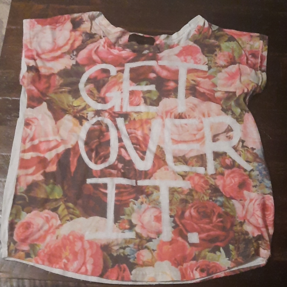 ✨️3/10$✨️Get Over It tee